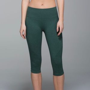 Lululemon In The Flow Crop II Size 4